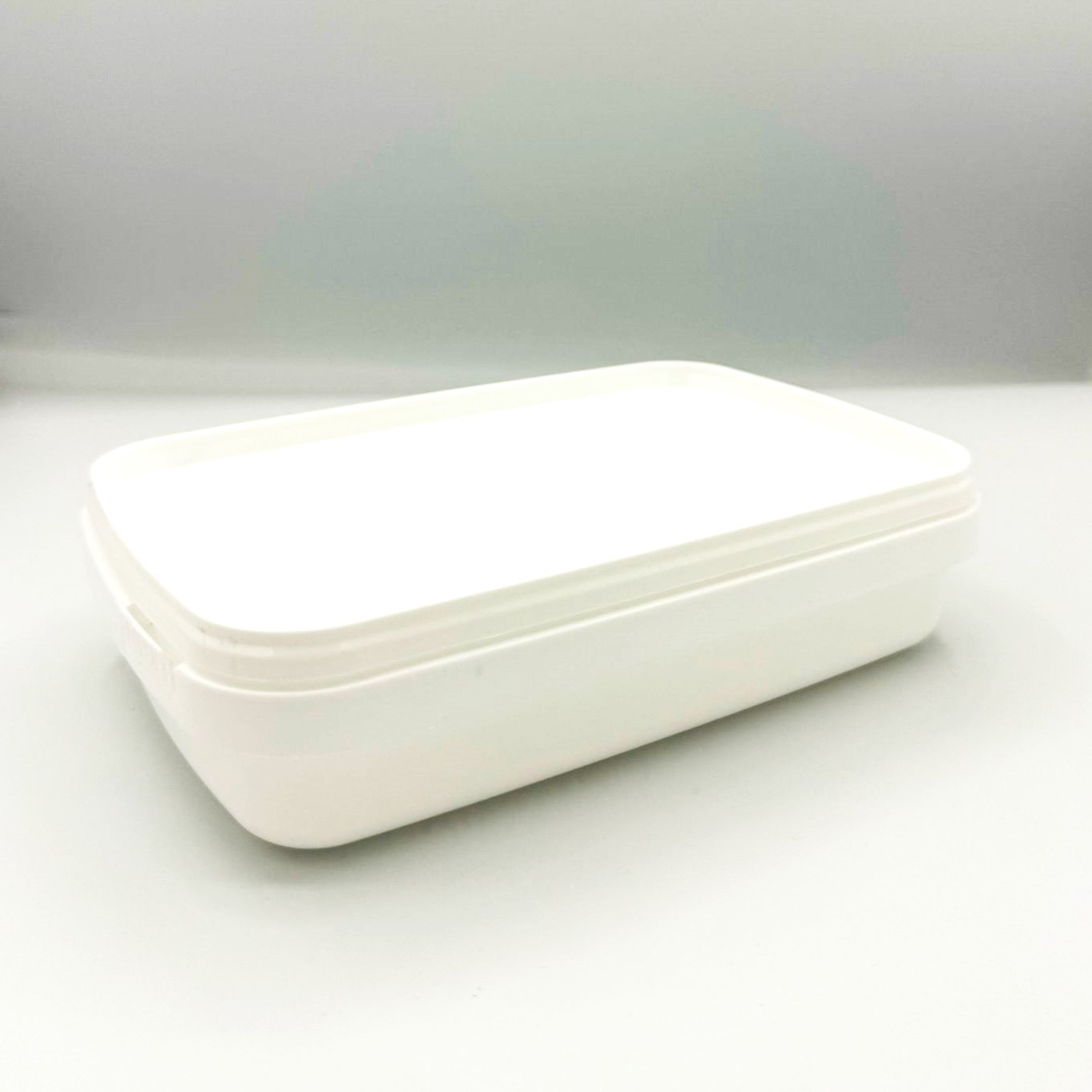 750ml White Freezer Grade Rectangular Plastic Tamper Evident Containers and Lids