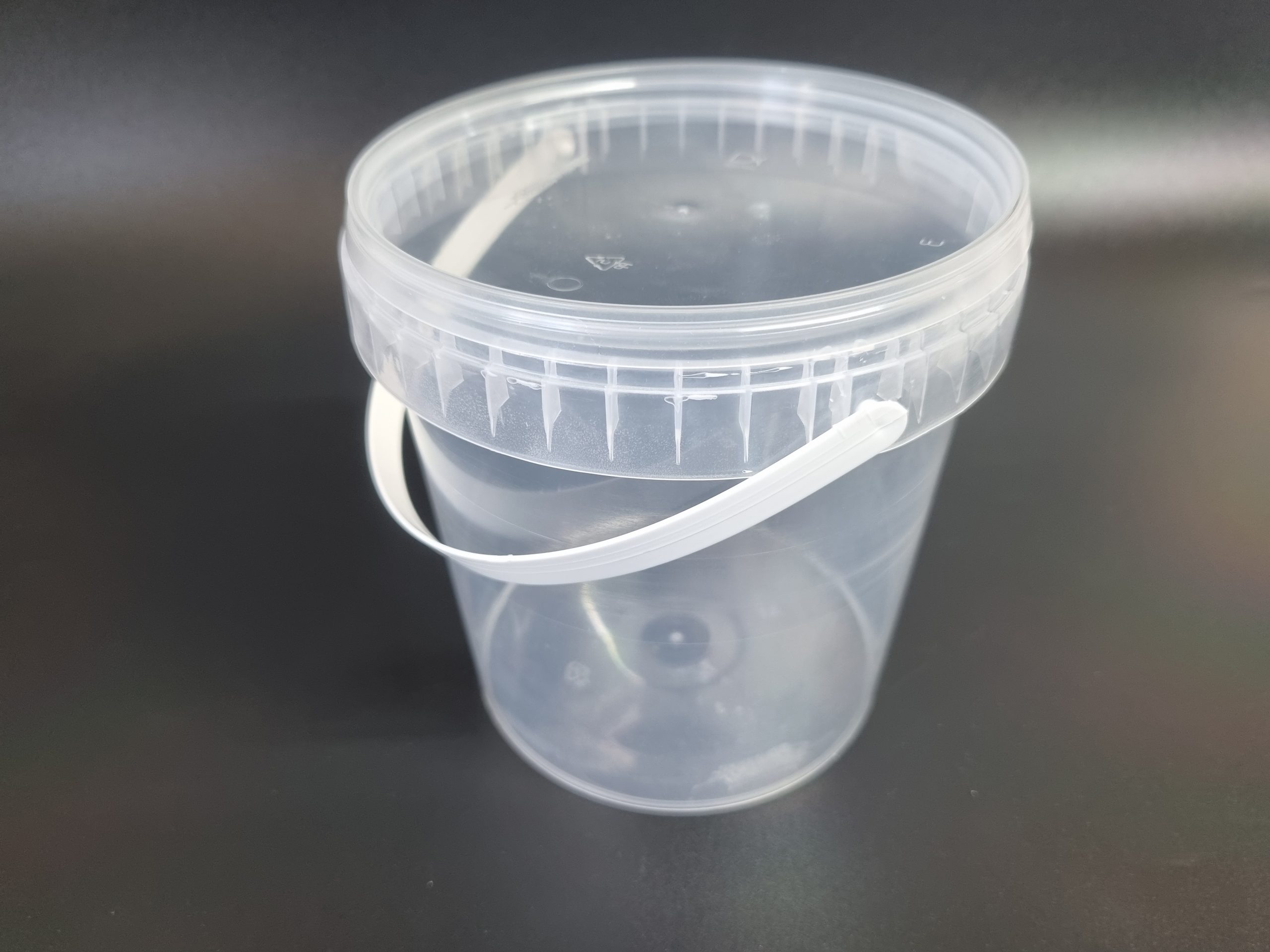 1150ml Round 131mm Diameter Standard Tamper Evident Container with Handles And Lids